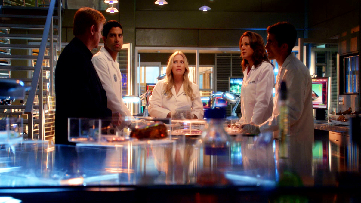 Watch Csi Miami Season 9 Episode 1 Fallen Full Show On Cbs All Access