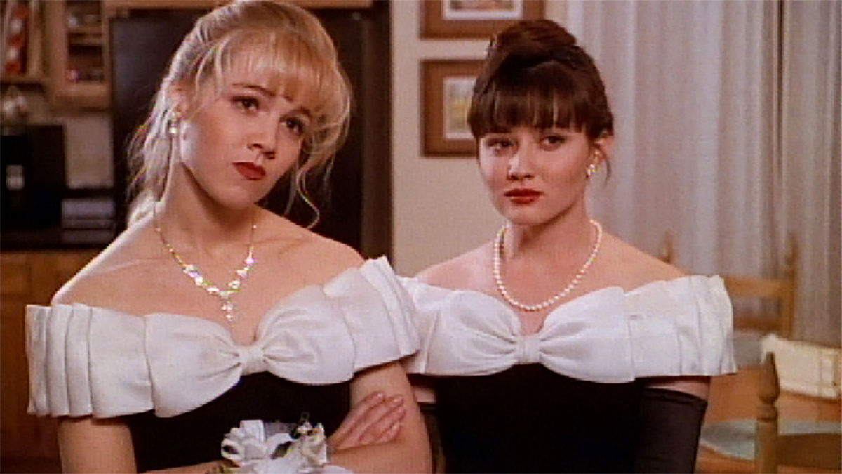 Watch Ode To Joy Beverly Hills 90210 Watch Beverly Hills 90210 Season 1 Episode 21: Beverly Hills, 90210