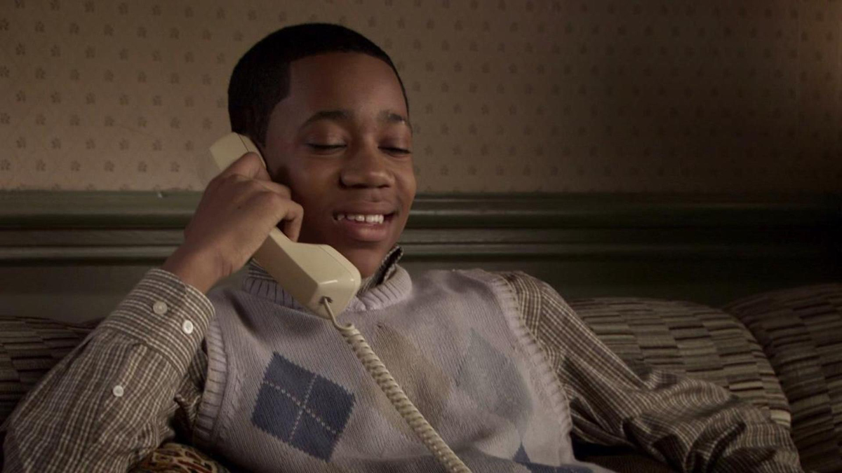 Watch Everybody Hates Chris Season 4 Episode 10: Everybody Hates New Year&a...