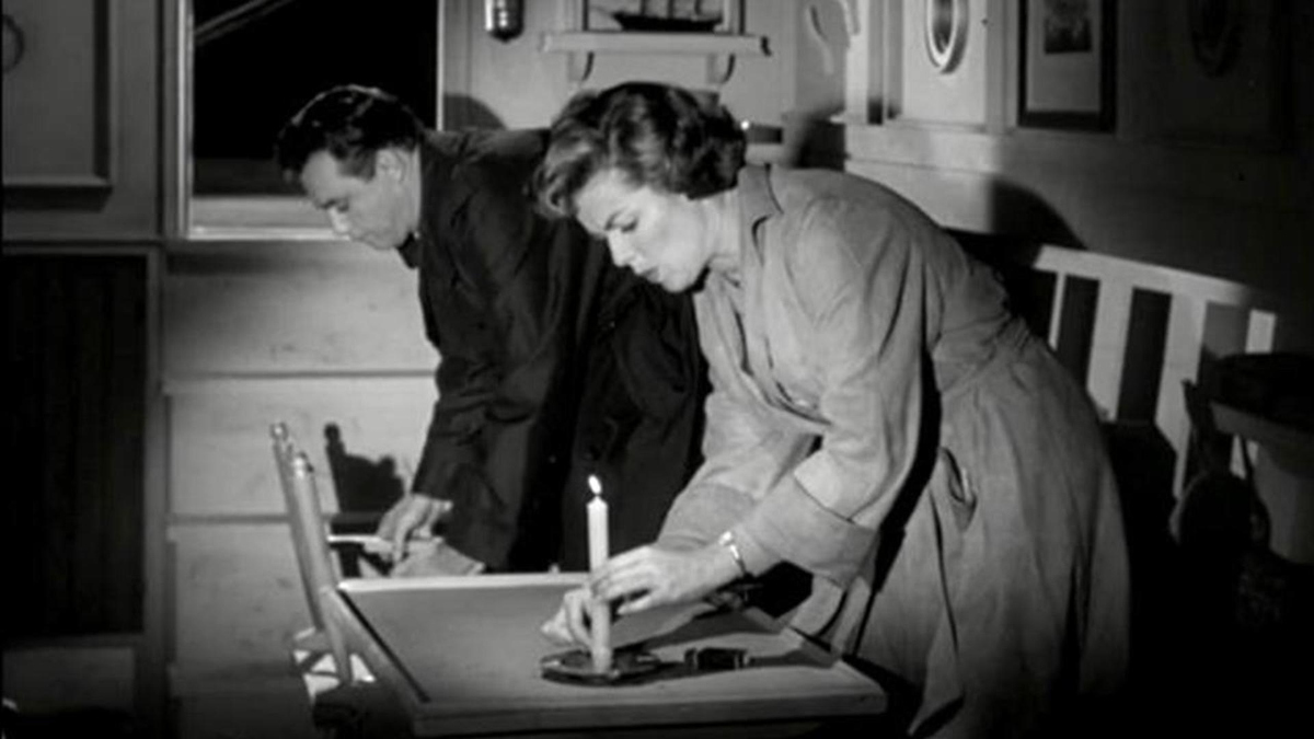 Watch Perry Mason Season 1 Episode 11 The Case Of The Crooked Candle