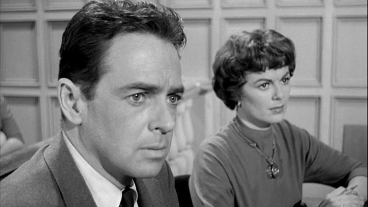 Watch Perry Mason Season 2 Episode 14: The Case of the Glittering