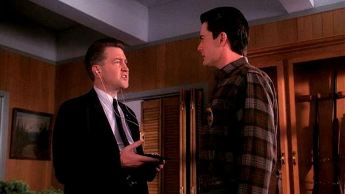 Watch Twin Peaks Season 2 Episode 18 Twin Peaks On The Wings Of Love Full show on Paramount
