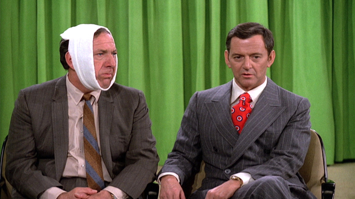 Watch The Odd Couple (Classic) Season 5 Episode 14 Two On The Aisle