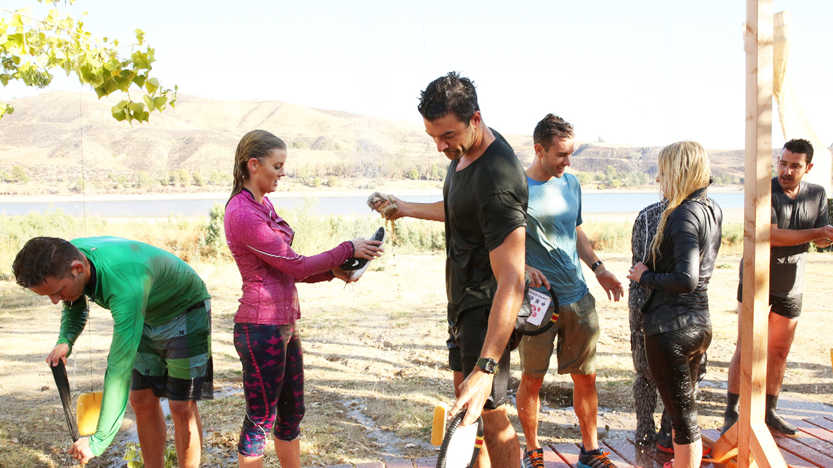 Watch The Amazing Race Season 26 Episode 1 The Amazing Race Great Way to Start a Relationship