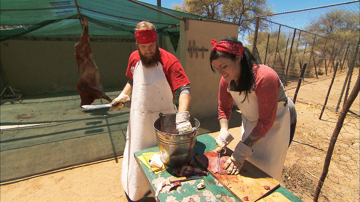 Watch The Amazing Race Season 26 Episode 7: The Amazing Race - Back In
