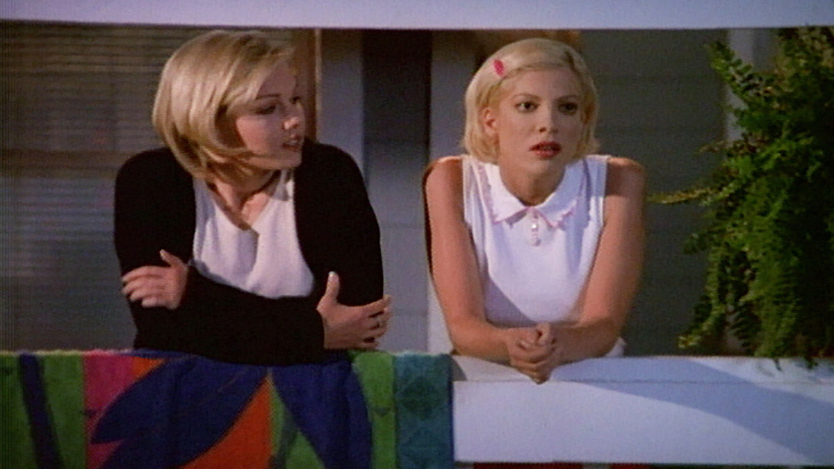 Watch Beverly Hills 90210 Season 5 Episode 30: Beverly Hills, 90210 - Watch Full Episodes Of Beverly Hills 90210 Free Online