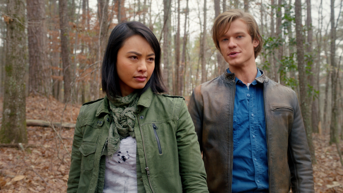 Watch MacGyver Season 3 Episode 15: MacGyver - K9 + Smugglers + New
