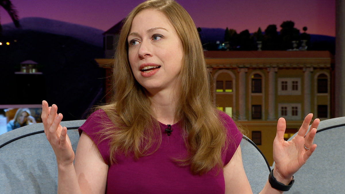 Watch The Late Late Show With James Corden Chelsea Clinton Met Sally Ride At Space Camp Full Show On Cbs All Access
