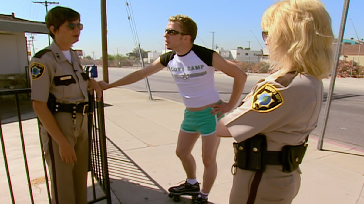 Watch RENO 911 Season 1 Episode 11 RENO 911 Dangle s Moving Day watch-reno-911-season-1-episode-11-reno-911-dangle-s-moving-day