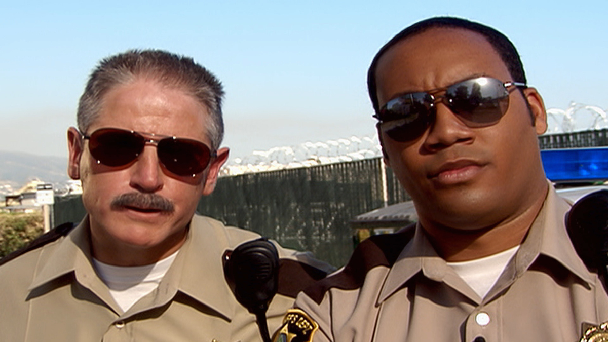 911 Saison 4 Vf Watch RENO 911! Season 4 Episode 4: Rick's On It - Full show on CBS All