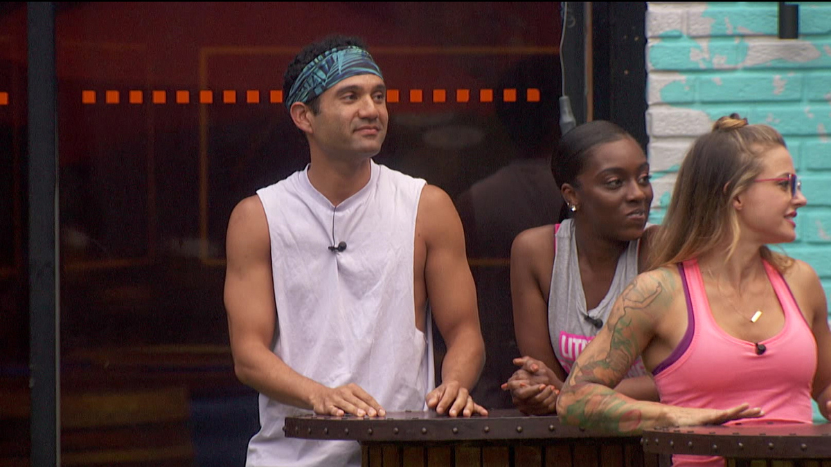 Big brother season on sale 22 episode 1 online