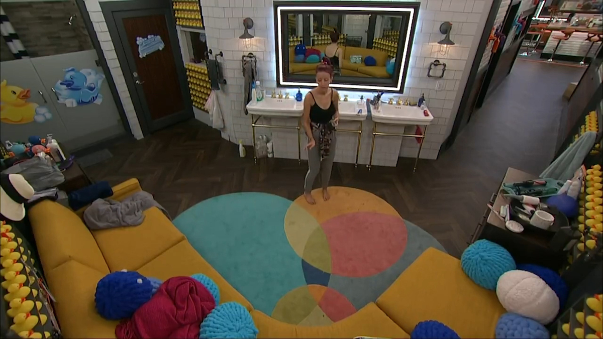 Watch Big Brother Nicole Anthony Takes A Bedtime Bow Big Brother