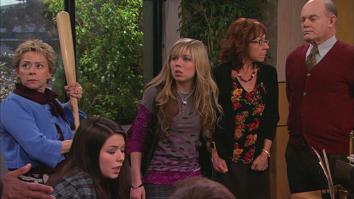 Watch iCarly Season 2 Episode 30: iHave My Principals - Full show on