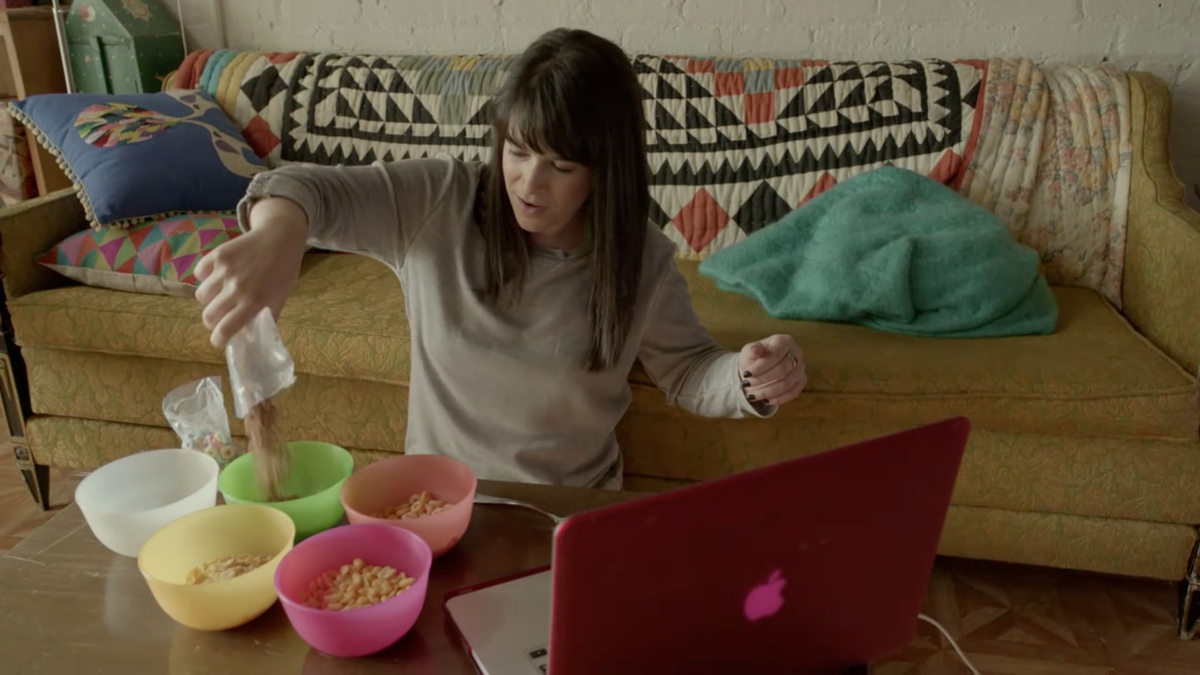 Watch Hack Into Broad City Season 1 Episode 1: Breakfast ...