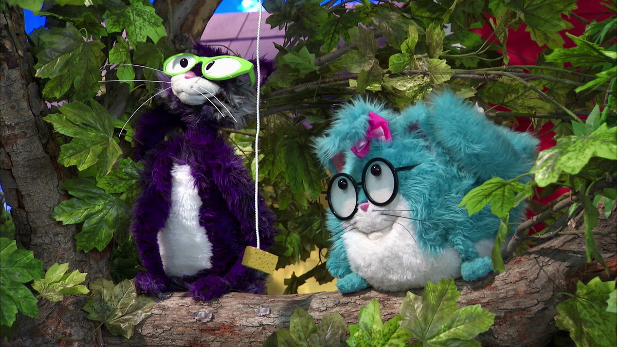 Watch Mutt & Stuff Season 2 Episode 21 Hop Dog Full show on Paramount Plus