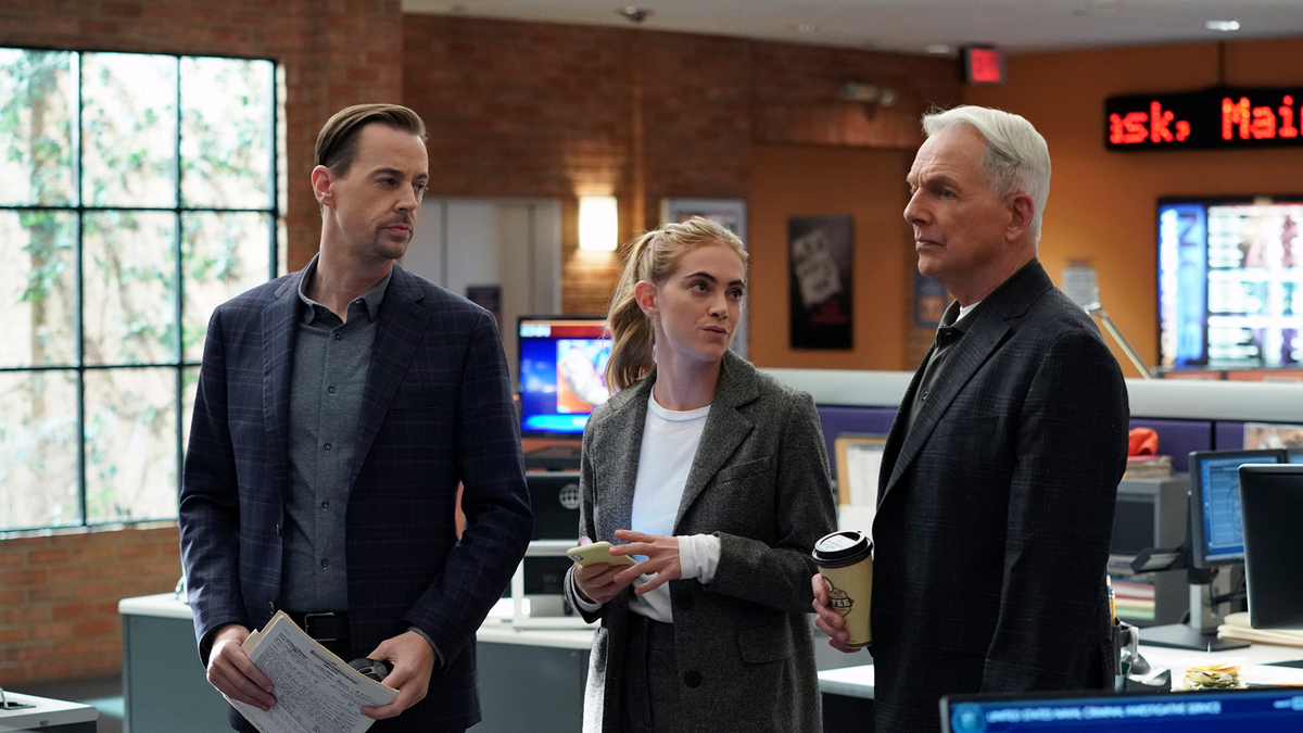 watch ncis season 18 episode 9 winter chill full show on cbs