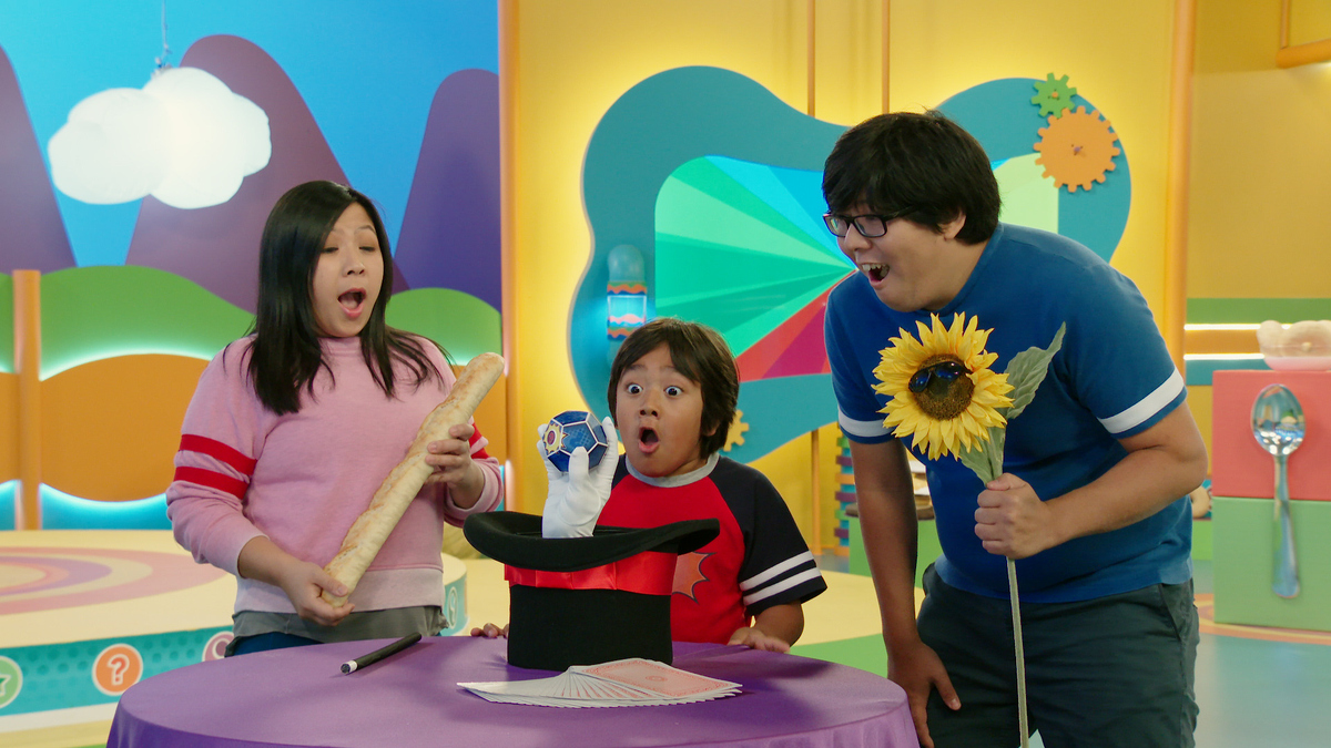 Watch Ryan's Mystery Playdate Season 2 Episode 19: Ryan's Jungle Lovin ...