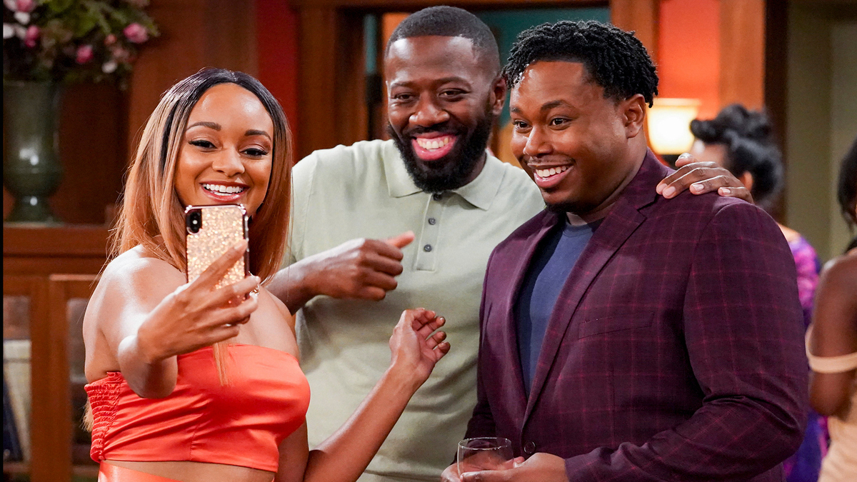 Watch The Neighborhood Season 4 Episode 5 The Neighborhood