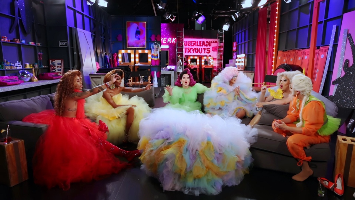 Watch rupaul season sales 11 episode 2