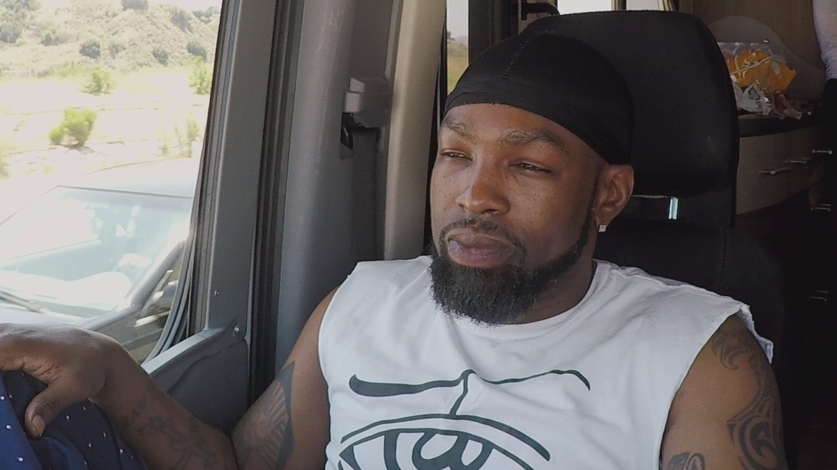 Watch Black Ink Crew Compton Season 1 Episode 6: Big Bear, Oh My