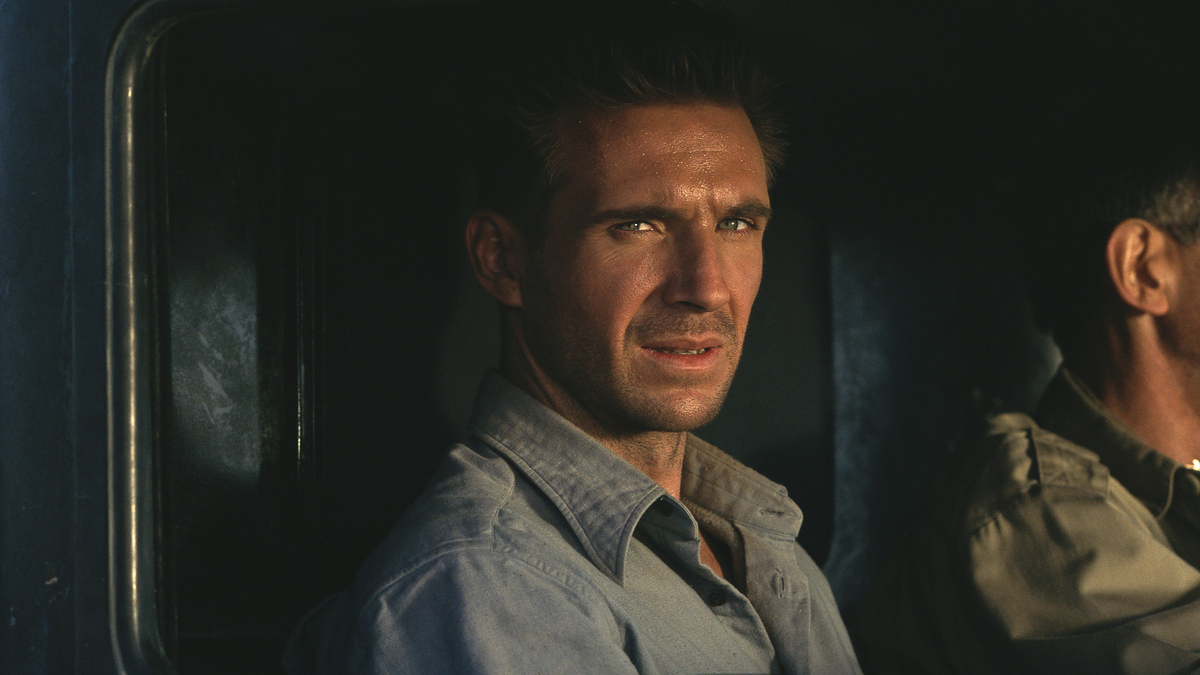 Ральф файнс немец. Амон гёт. Рэйф файнс 1993. Онли файнс логотип. Рэйф файнс сейчас 2022.