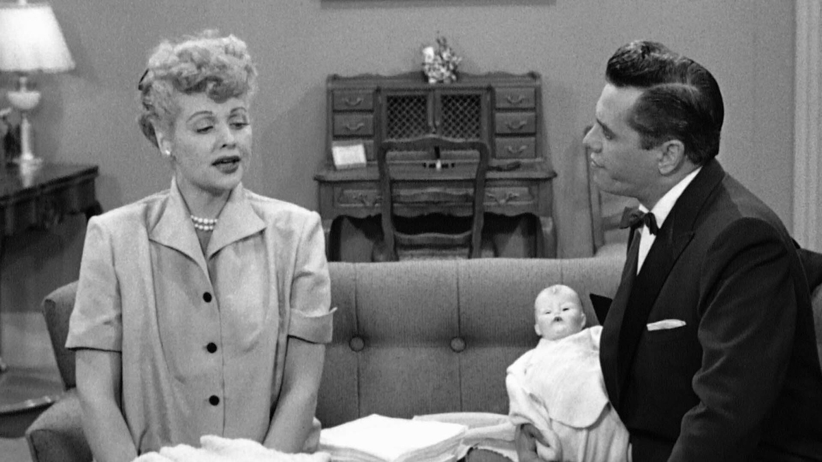 Watch I Love Lucy Season 2 Episode 11: I Love Lucy - Pregnant Women ...