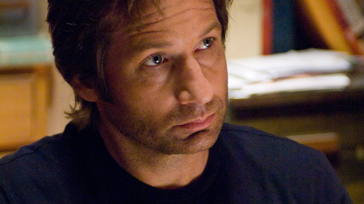 Watch Californication Season 1 Episode 6: Californication - Absinthe Makes  The Heart Grow Fonder – Full show on Paramount Plus