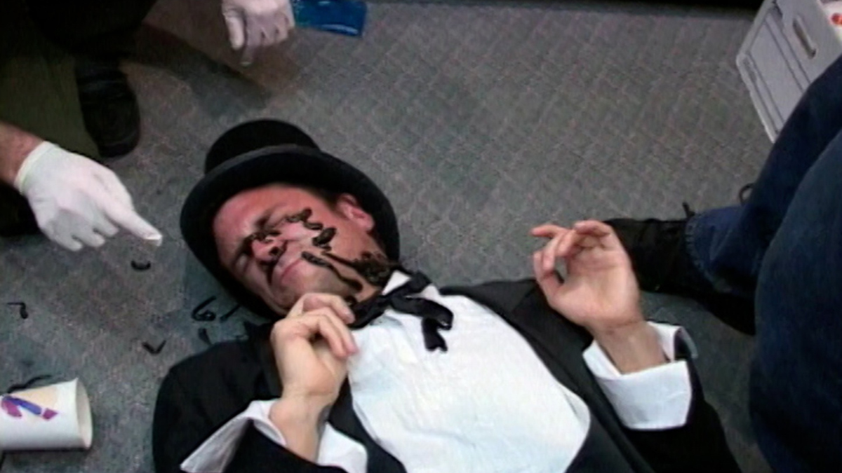 Watch Jackass Season 3 Episode 1 Jackass Beard of Leeches Full