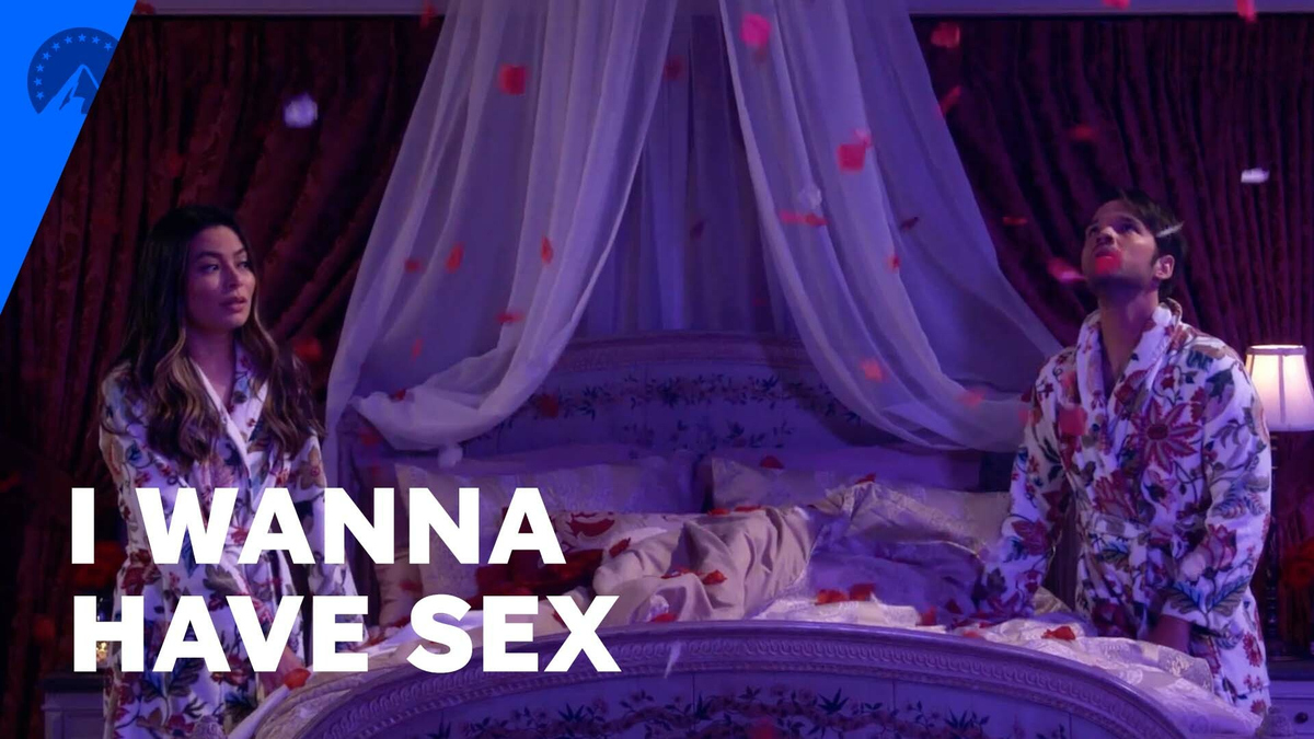 Watch iCarly iCarly I Wanna Have Sex (S1, E10) Paramount + Full