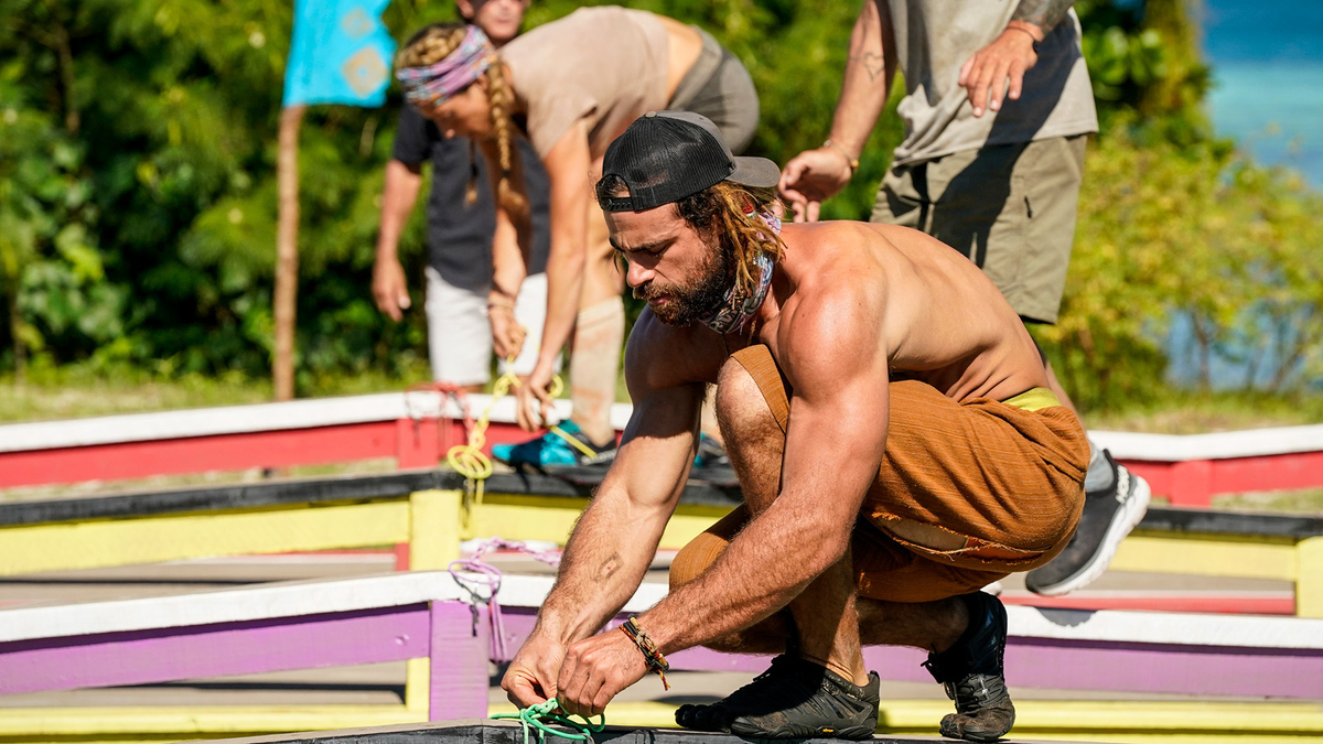Watch survivor season 40 hotsell episode 11 online free