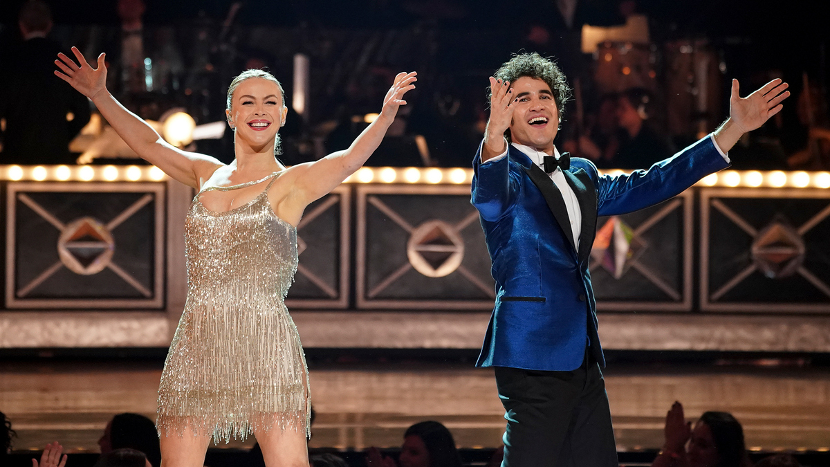 Watch The Tony Awards Act One Darren Criss And Julianne Hough Perform