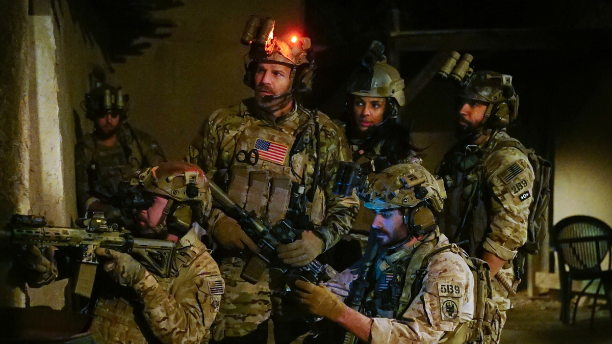 Regarder SEAL Team Saison 1 Épisode 14: SEAL Team - Jalalabad - série