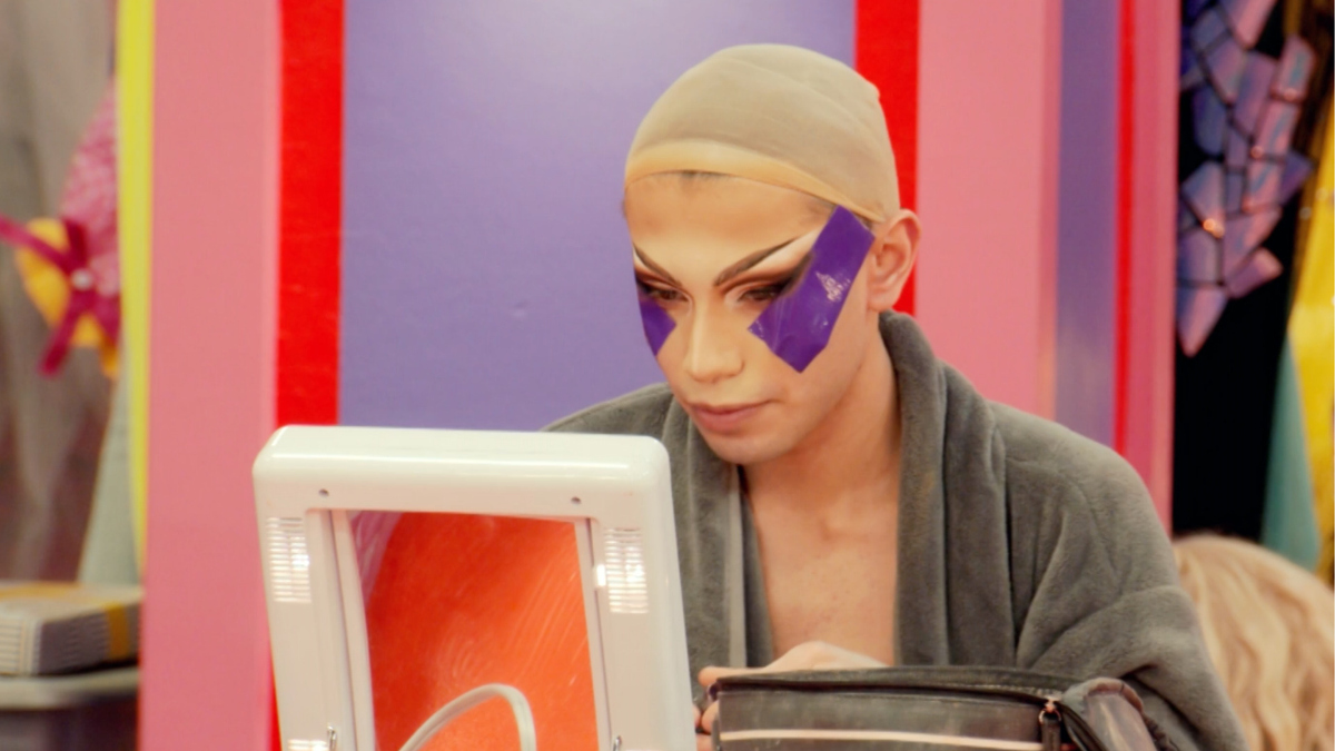 Watch store untucked free