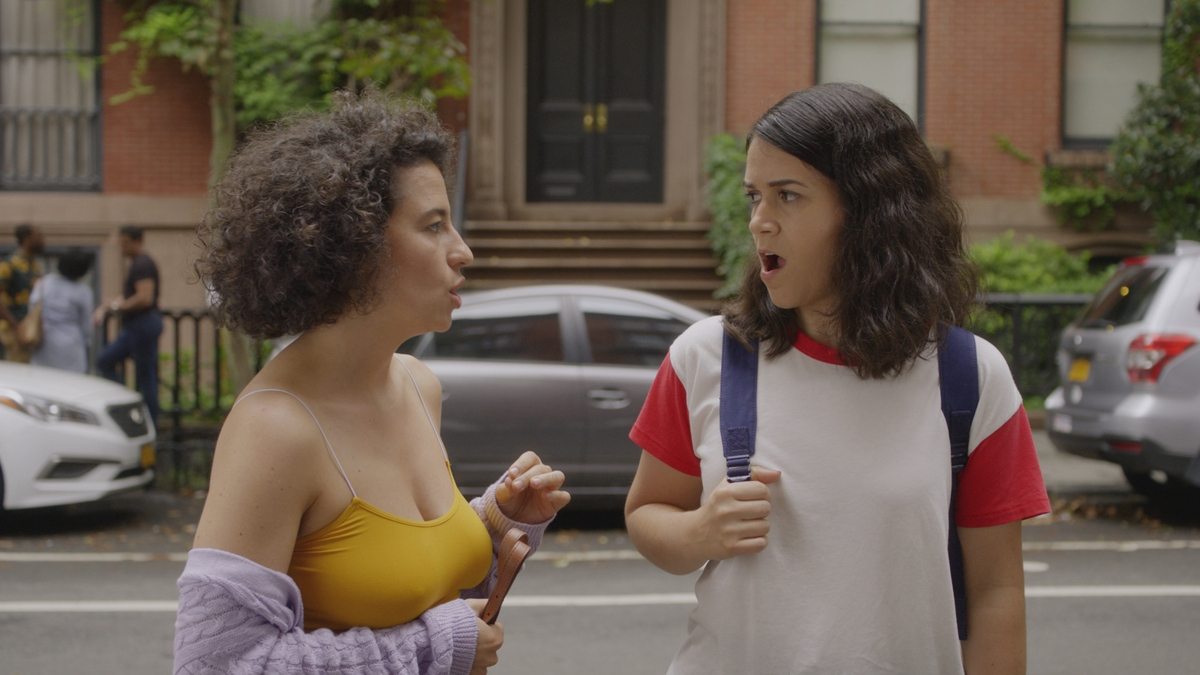 Watch Broad City Season 5 Episode 9 Broad City Along Came Molly Full Show On Paramount Plus 1660