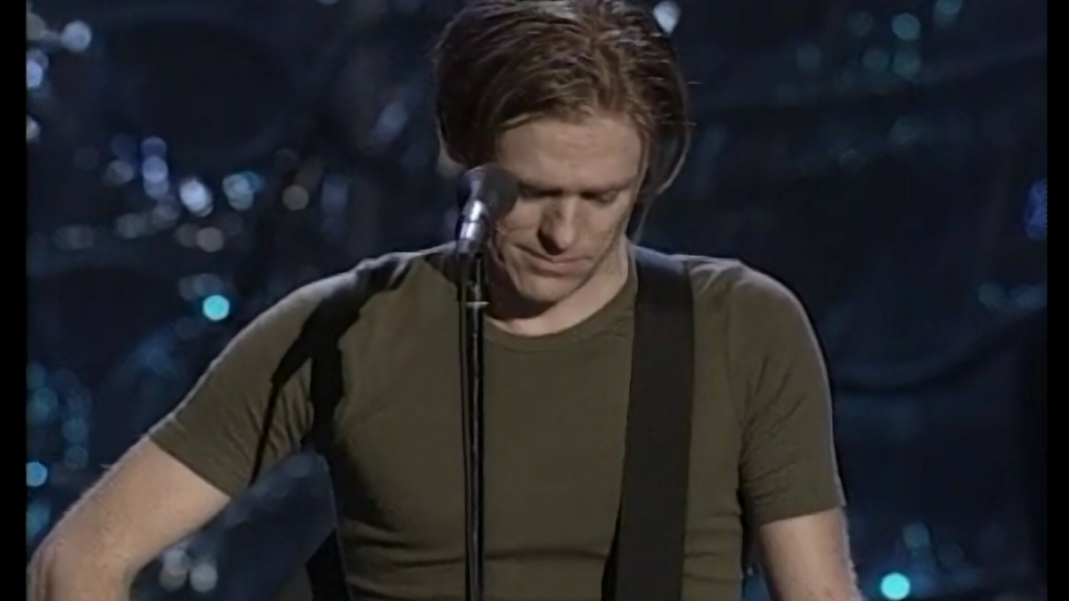 Watch MTV Unplugged Season 8 Episode 4: Bryan Adams Unplugged 