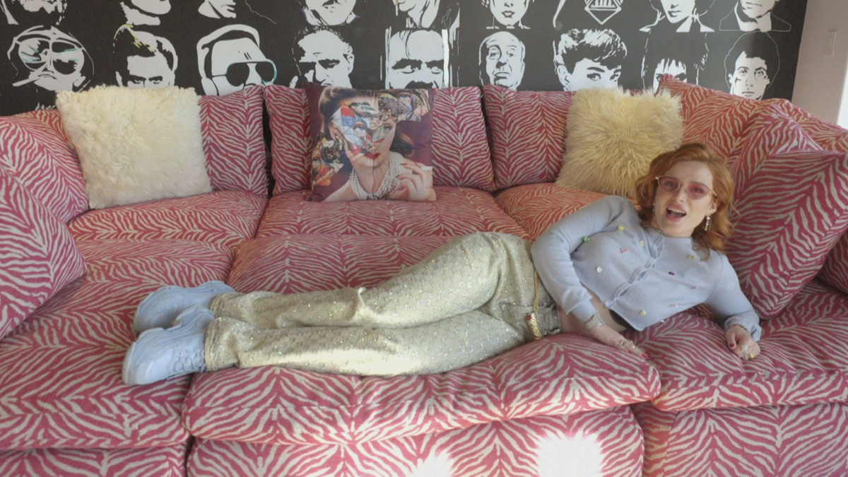 Watch MTV Cribs Season 19 Episode 15 MTV Cribs Shanina Shaik / Bella