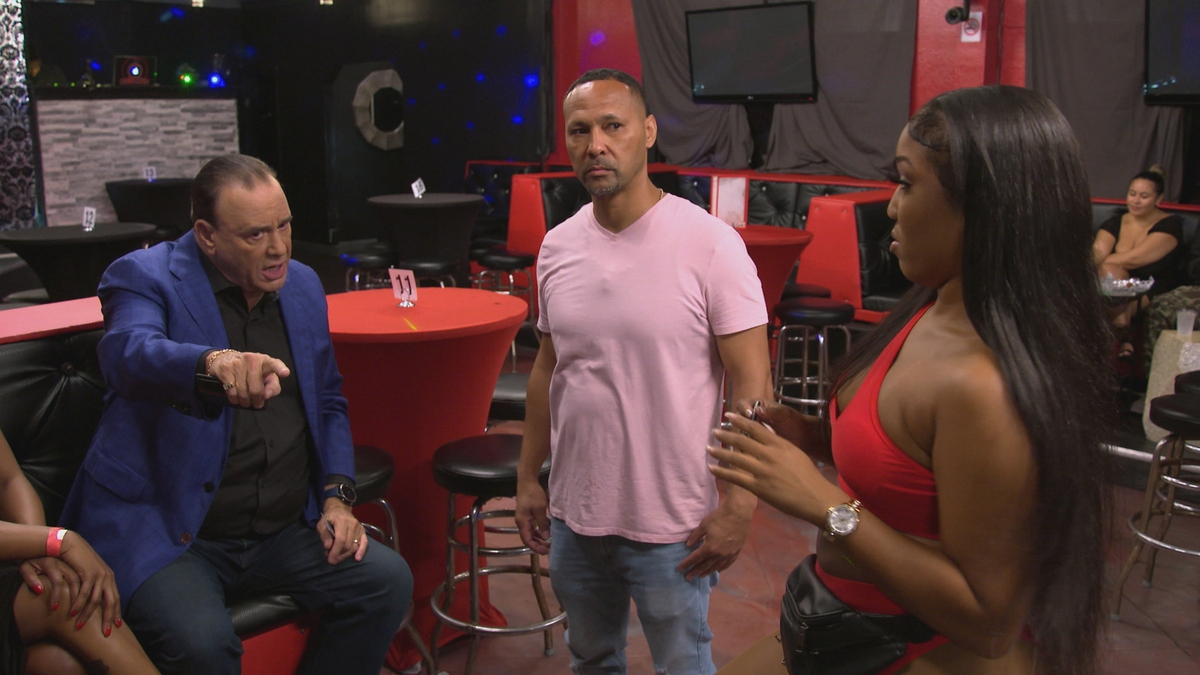 Watch Bar Rescue Season 8 Episode 27 Bar Rescue The Napoleon Complex