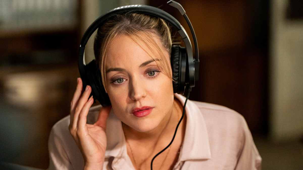 Watch FBI International Season 3 Episode 3 FBI International