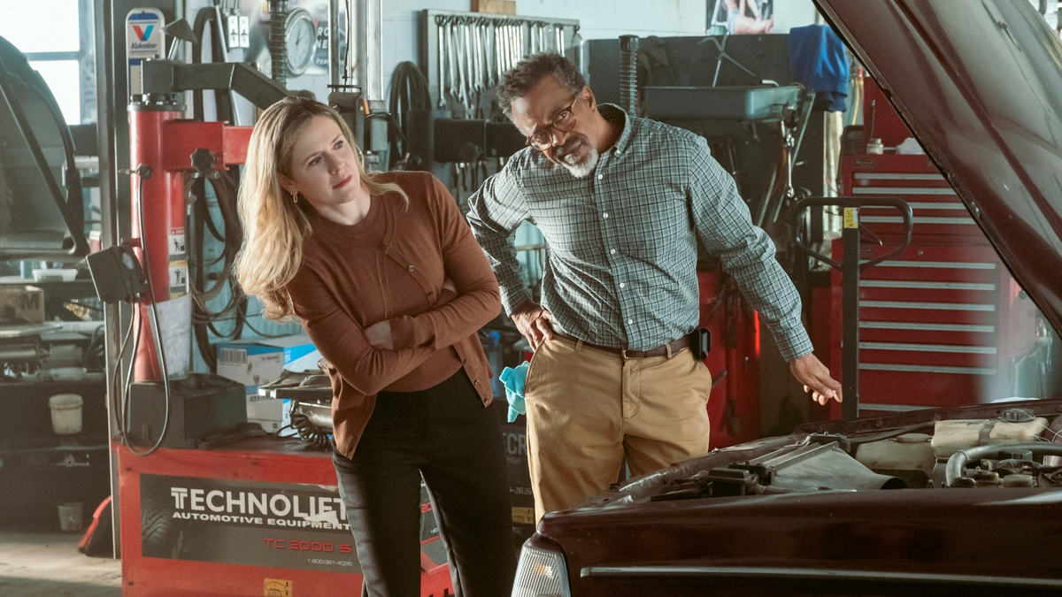 Watch DMV Season 1 Episode 19: Car-lette - Full show on CBS