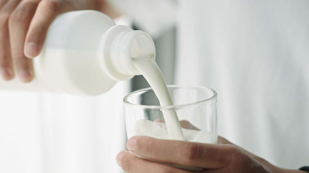 Watch CBS Mornings Health risks of drinking raw milk - Paramount+