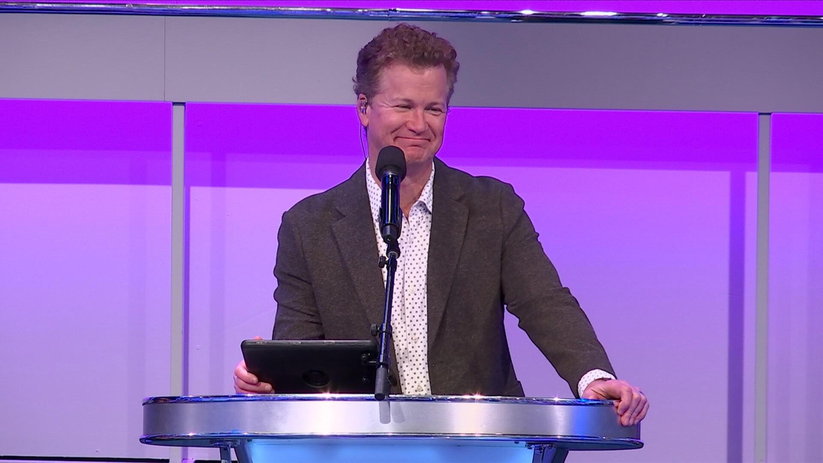 Watch Let's Make a Deal Season 18 Episode 28: 10/28/26 - Full show on CBS