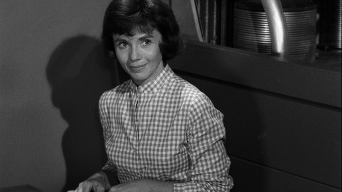 Watch The Twilight Zone Classic Season 2 Episode 7 Nick of Time Full show on Paramount Plus