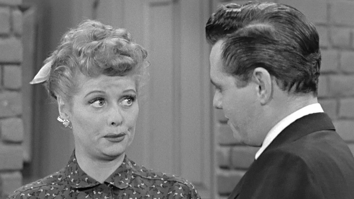 Watch I Love Lucy Season 1 Episode 22 I Love Lucy Fred And Ethel Fight Full Show On