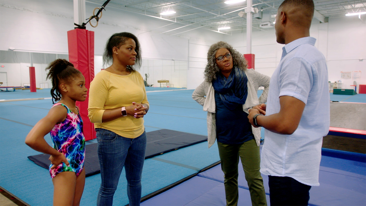 Watch Undercover Boss: Celebrity Edition Season 9 Episode 1: Gabby Douglas - Full show on CBS ...