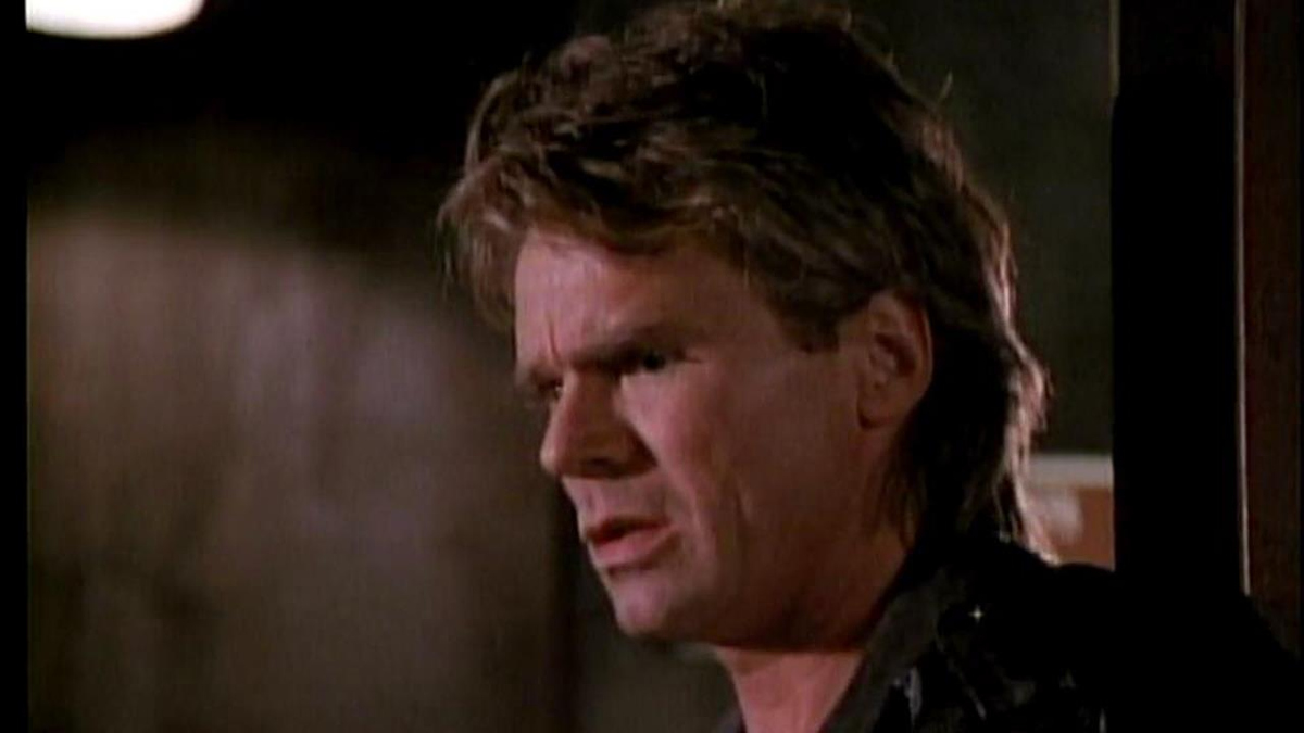 Watch MacGyver Classic Season 7 Episode 5 The Coltons