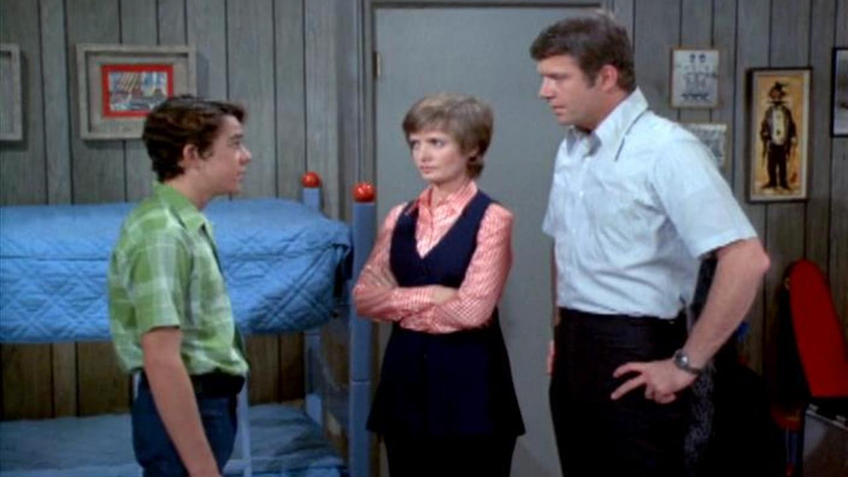 Watch The Brady Bunch Season 2 Episode 14 Where There's Smoke Full show on CBS All Access