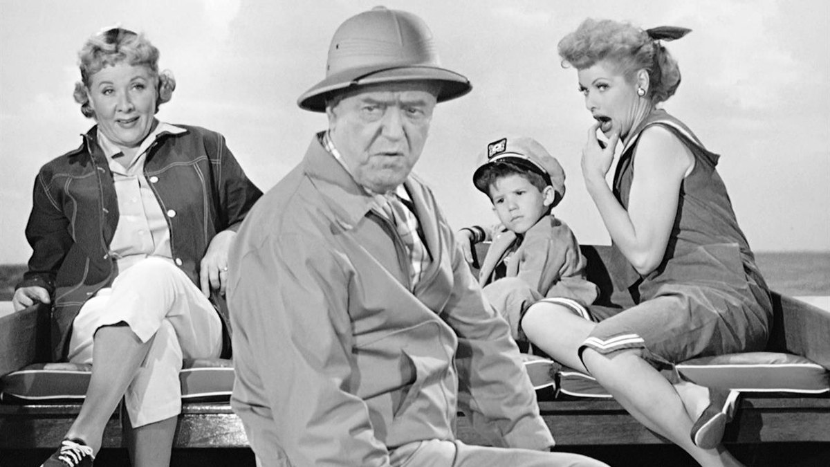 Watch I Love Lucy Season 6 Episode 8 Desert Island Full