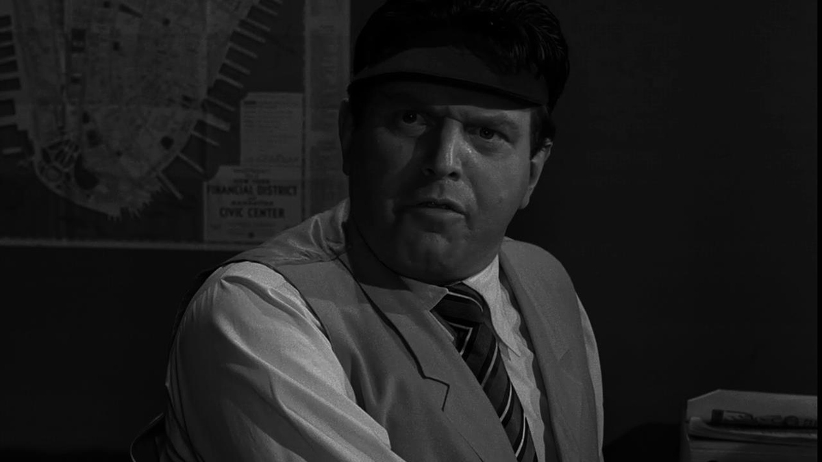 Watch The Twilight Zone Classic Season 3 Episode 29 Four O'Clock