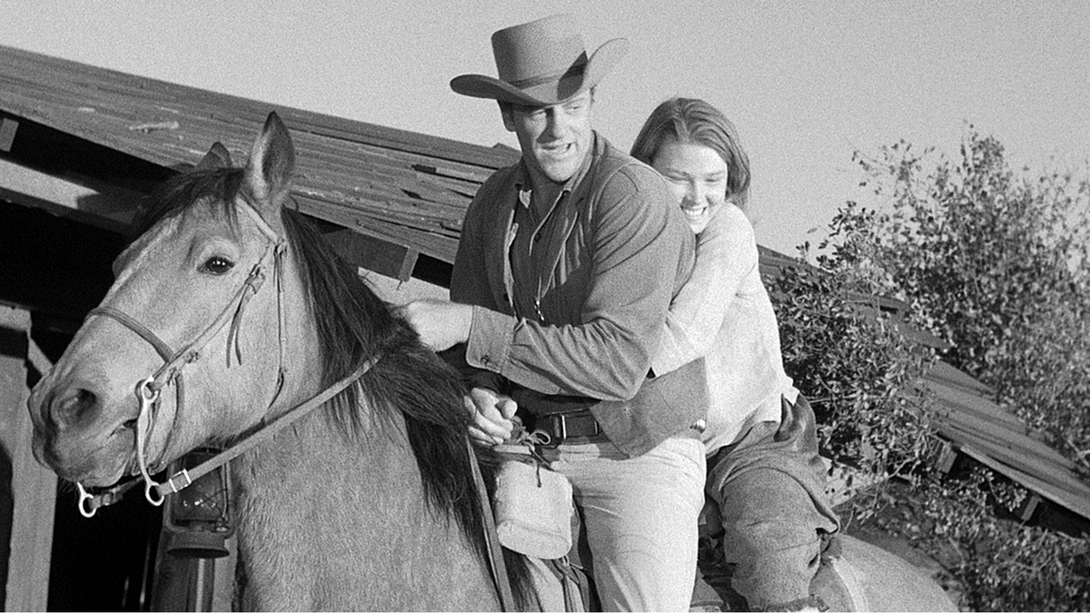 Watch Gunsmoke Season 2 Episode 17 Cotter's Girl Full show on CBS