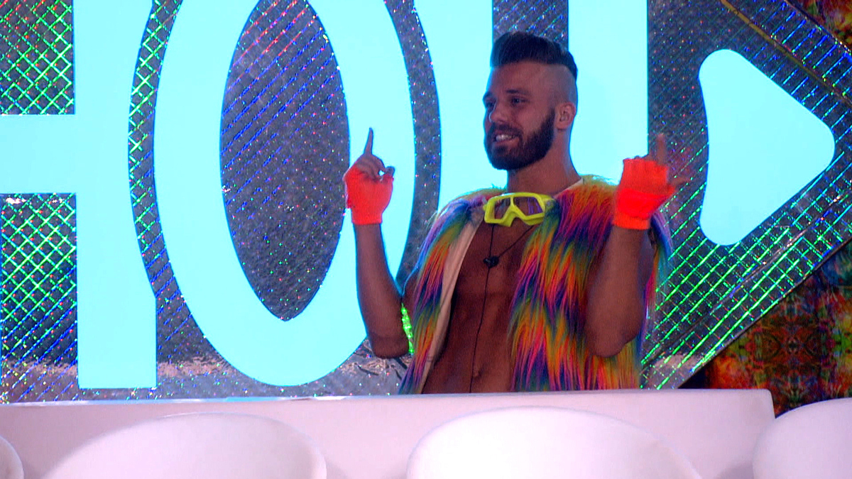 Big brother season 18 episode 1 free clearance online